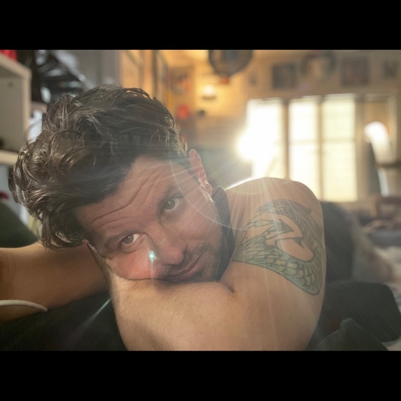 Meet your Posher, Jordan - Picture 3 of 4